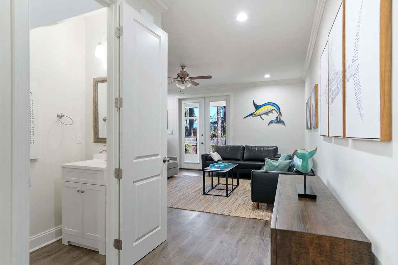 11 Sunrise Cir #1633098P - Photo 3 of 40