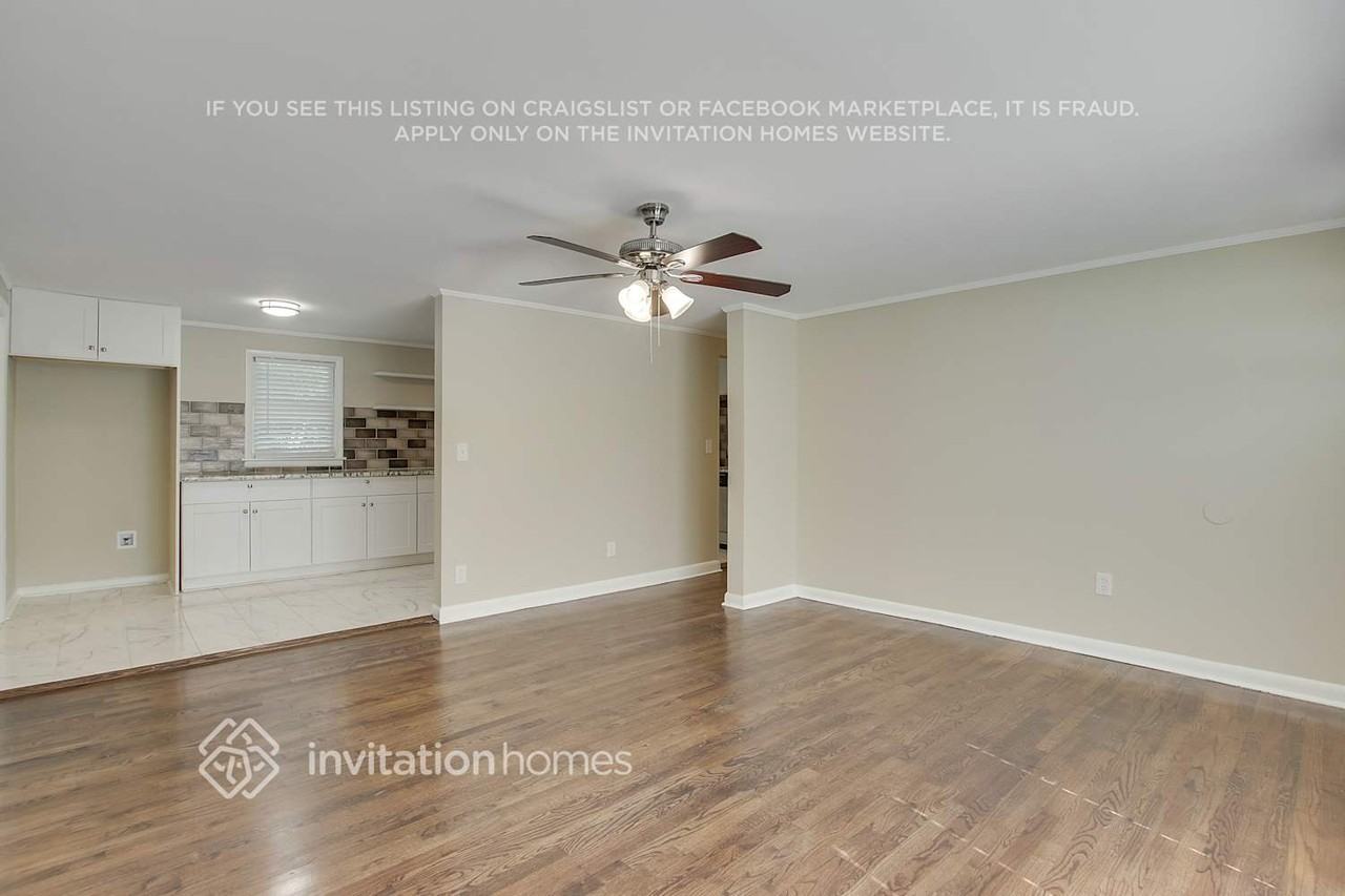 6069 Wisteria Ln - Photo 5 of 20