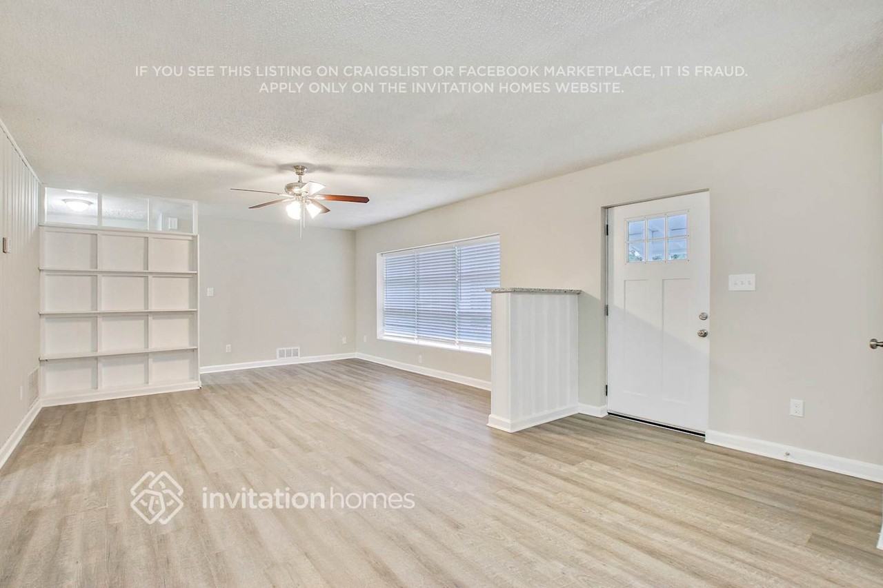 2504 Stone Rd #A - Photo 4 of 22