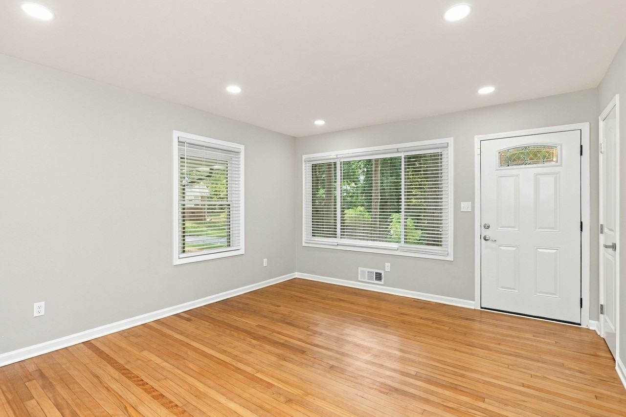 2069 Bixler Cir #1 - Photo 7 of 18