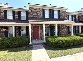 205 Sandlewood Dr - Photo 1 of 1