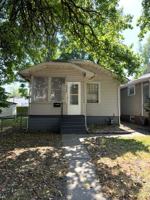 featured image of 2426 Adams St
