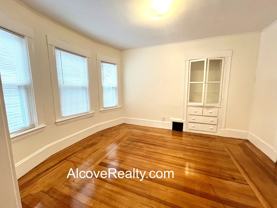 Curtis St & Raymond Ave - Photo 1 of 1