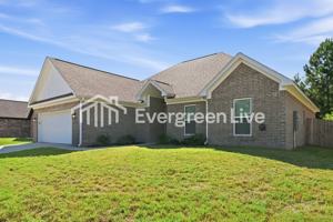 featured image of 4541 Western Woods Dr
