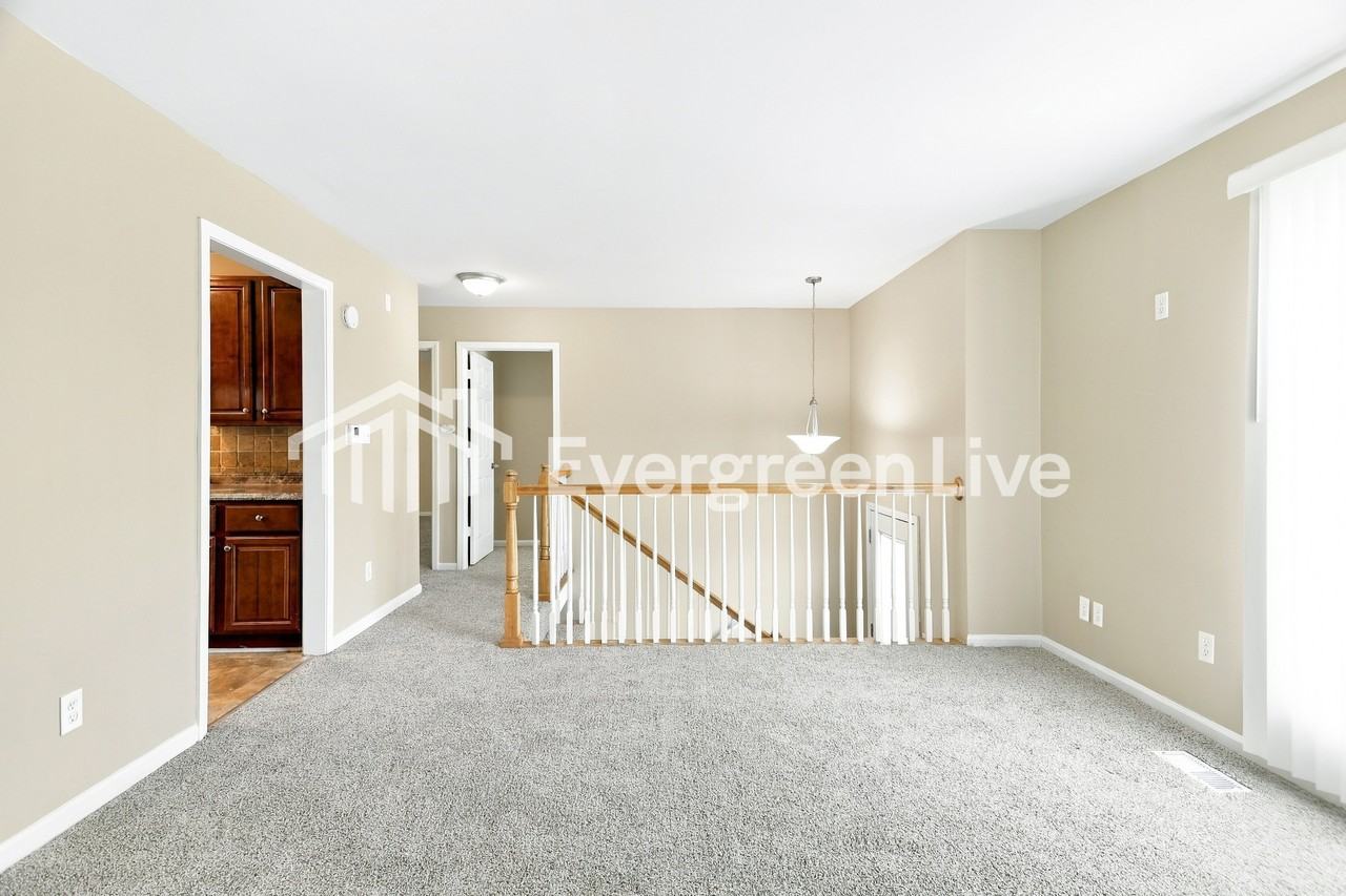 1985 Linden Dr - Photo 4 of 15