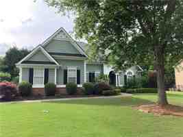 featured image of 3205 E Gate Dr
