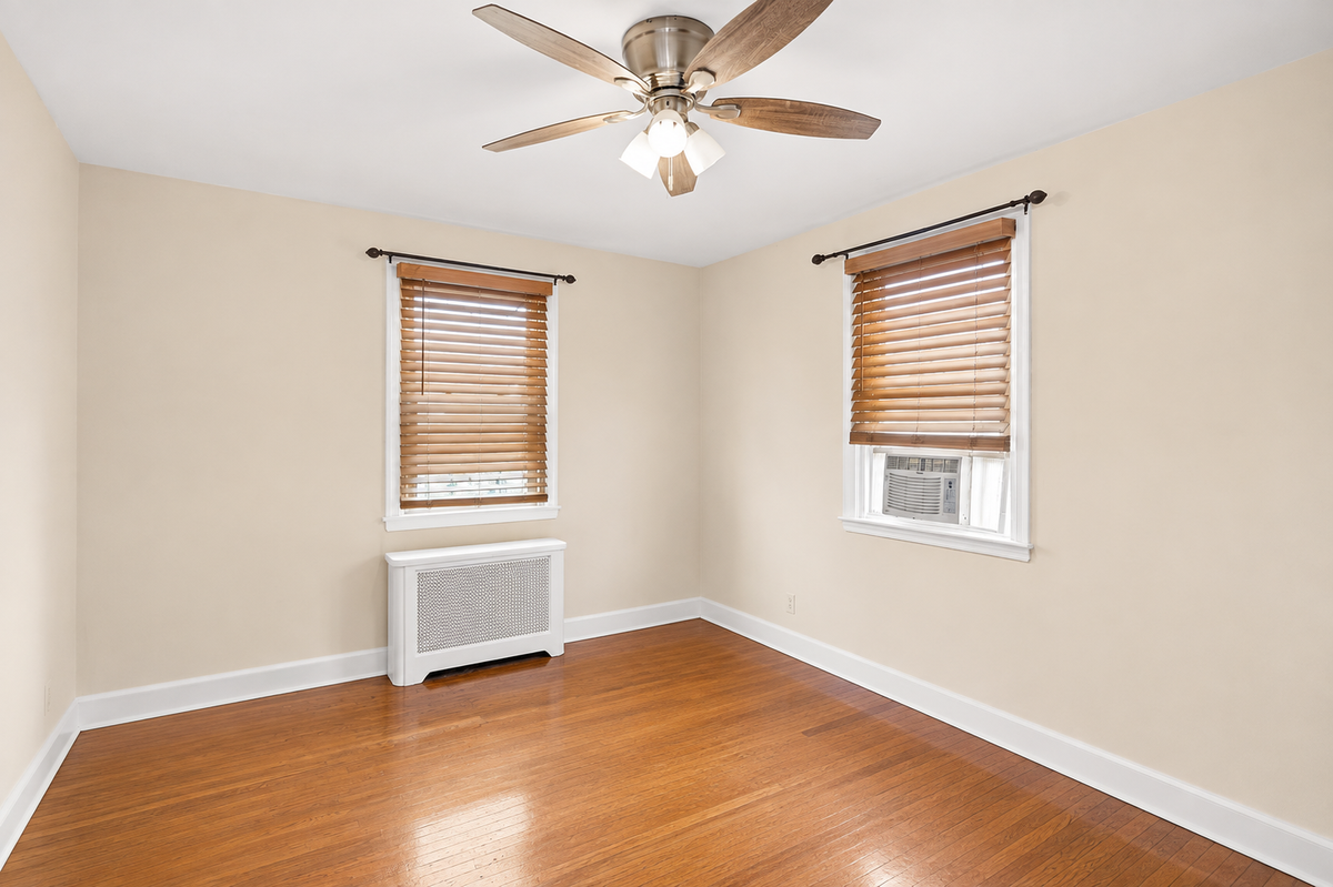 1615 E Mcpherson St - Photo 2 of 8