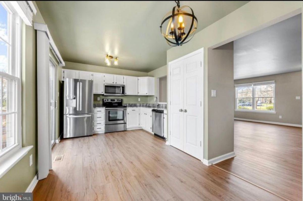 3329 Cheverly Ct - Photo 3 of 14