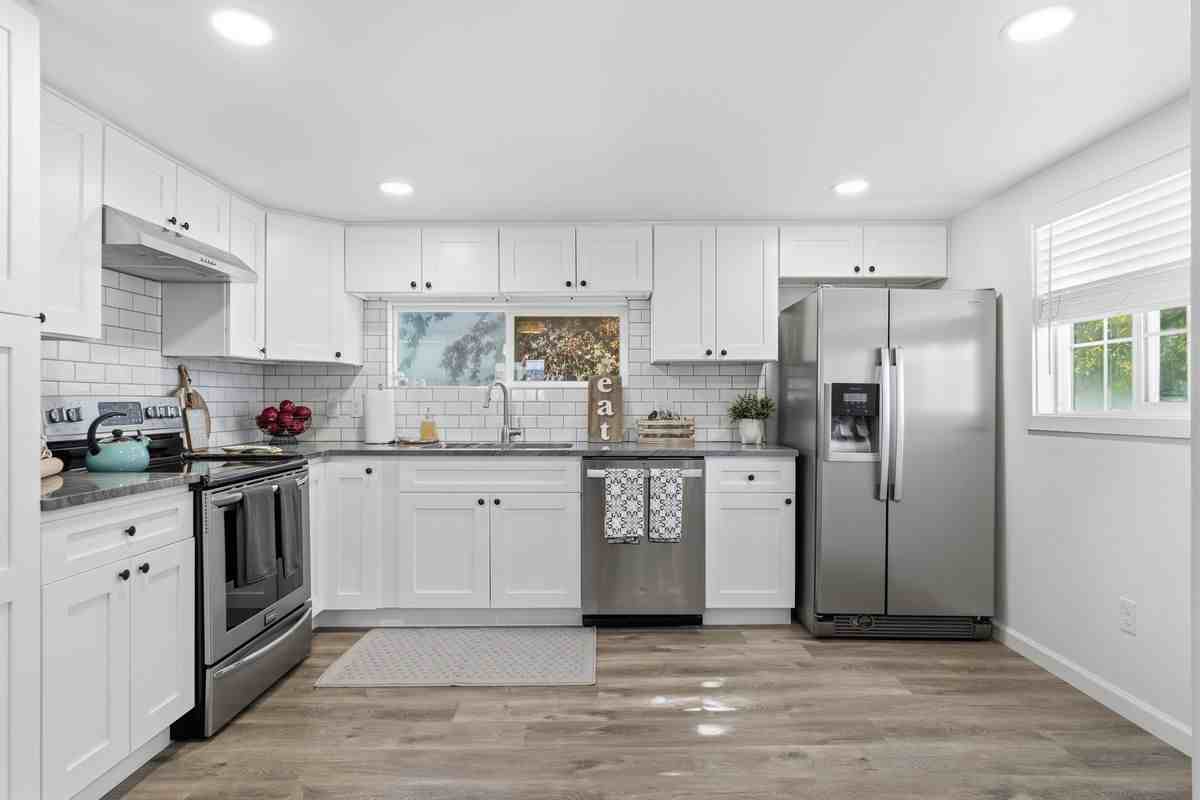 504 Wright Ave - Photo 3 of 15