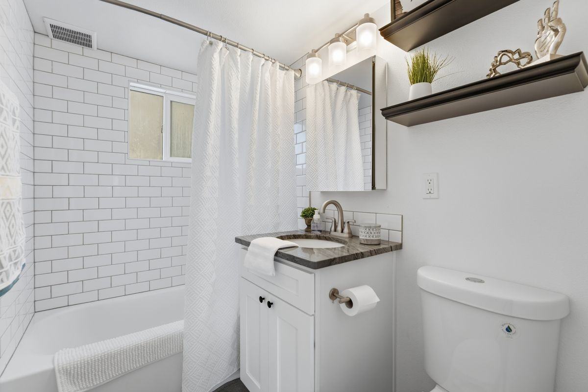504 Wright Ave - Photo 6 of 15
