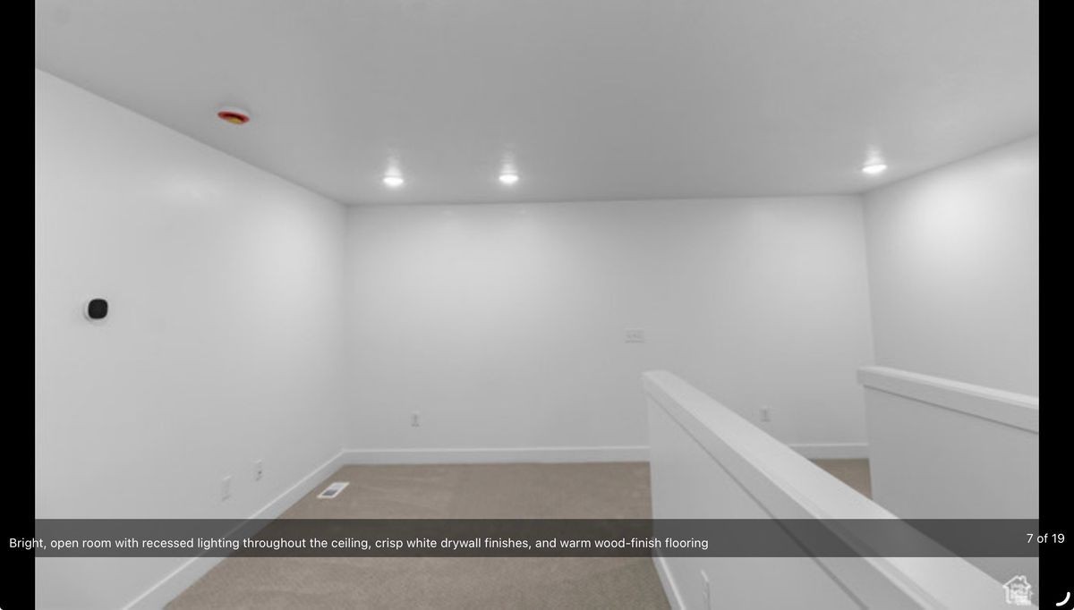 685 W 550 N - Photo 6 of 11