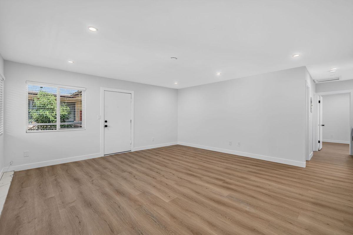 12287 Osborne St ##13 - Photo 4 of 23