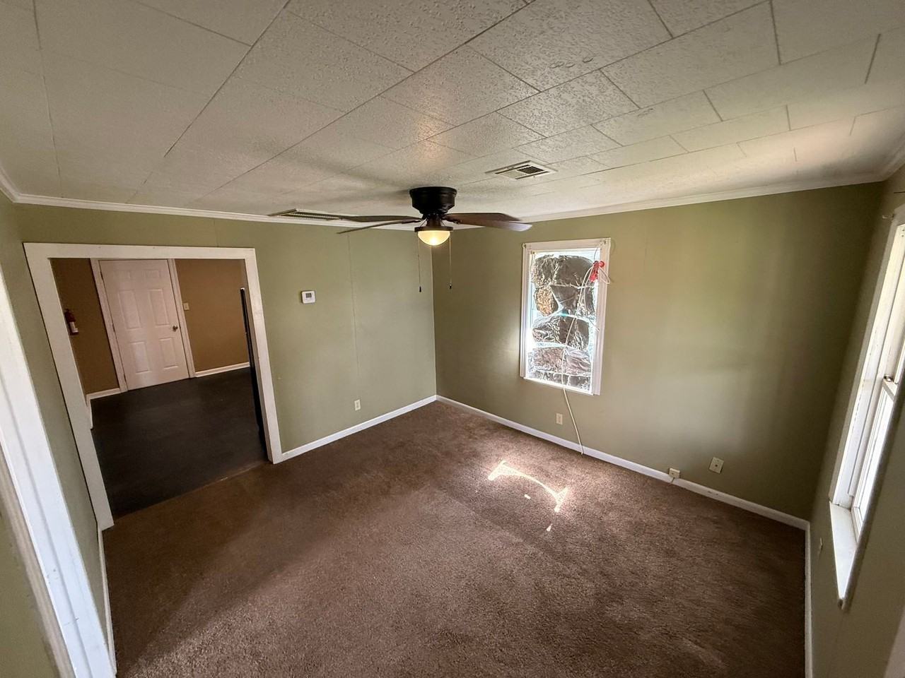 256 Field Street - Photo 4 of 10