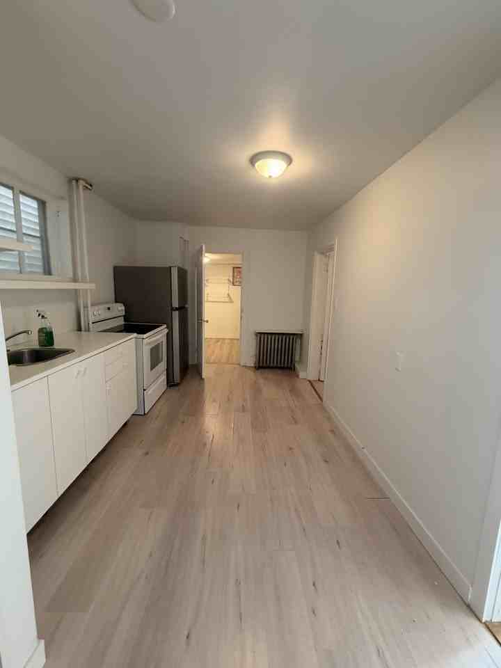 123 Arthur Street #1 - Photo 6 of 13