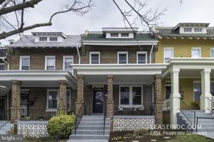 featured image of 4707 9th St Nw