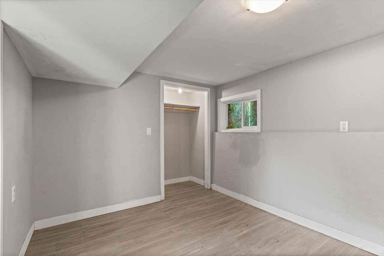 10113 Manor Drive - Photo 6 of 11