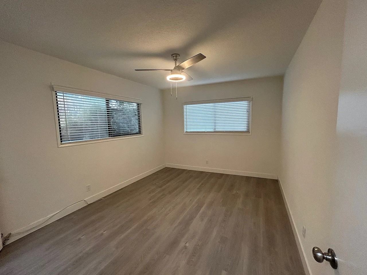 2501 Beverley Ave 2501 Beverley Ave #10 - Photo 5 of 20