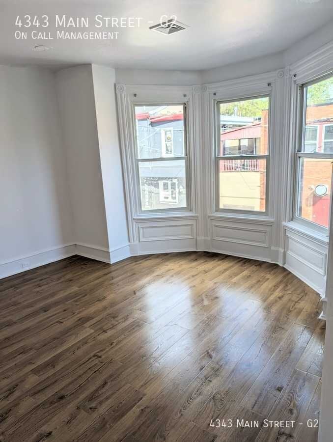 4343 Main St #G2 - Photo 6 of 11