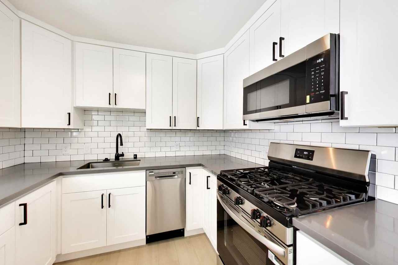 1265 Oak Grove Ave #07 - Photo 5 of 8