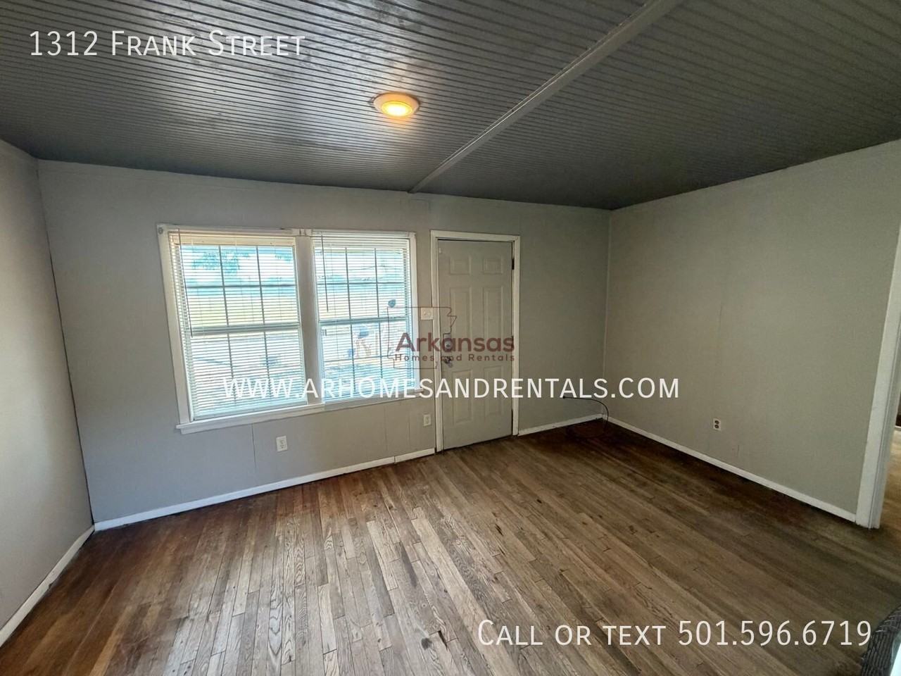1312 Frank St - Photo 2 of 9