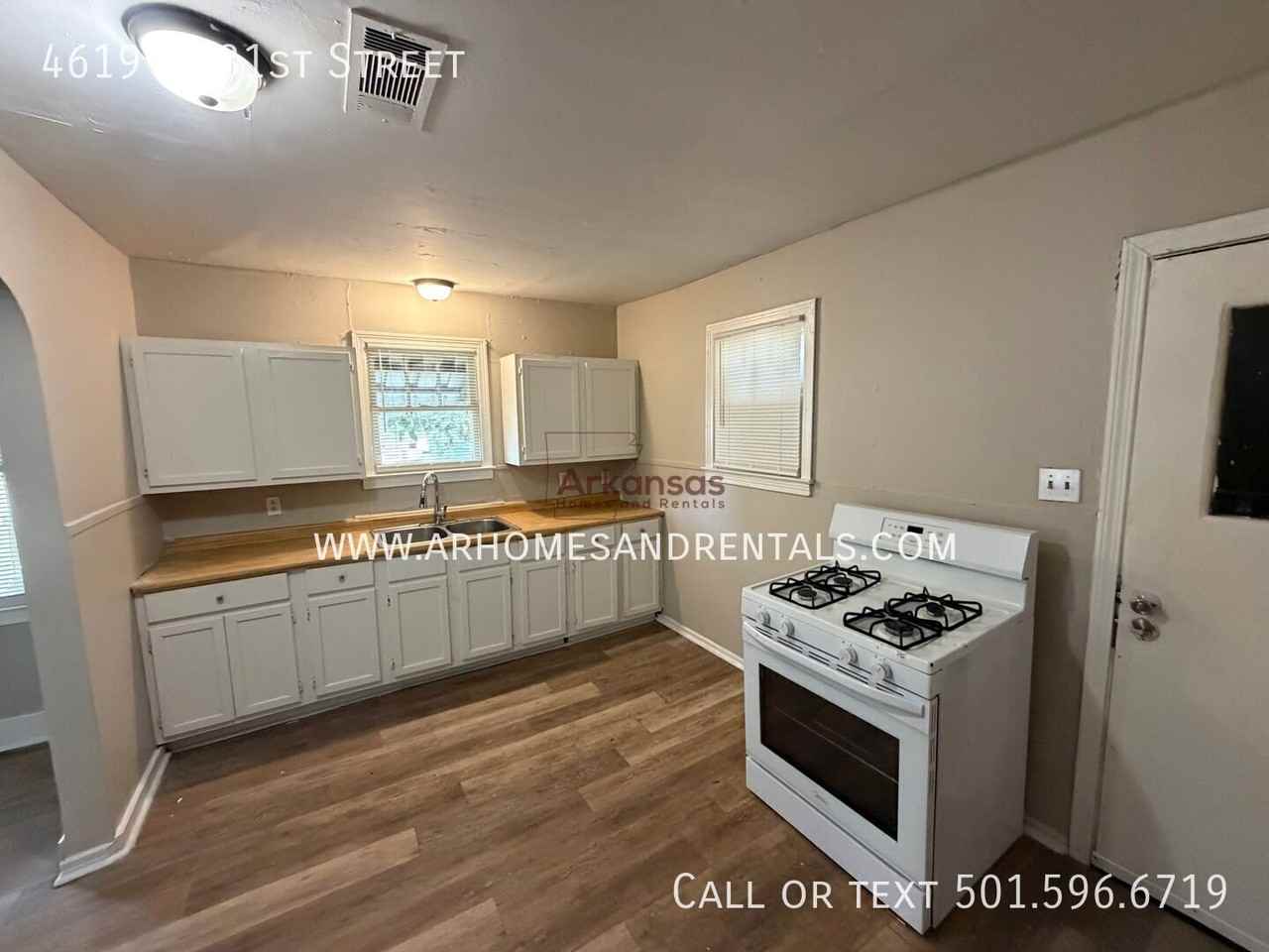 4619 W 31st St - Photo 6 of 21