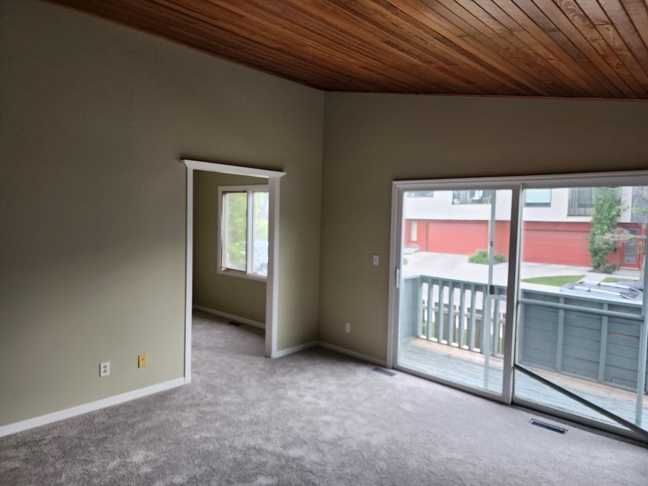 1603 27 Ave Sw - Photo 2 of 20