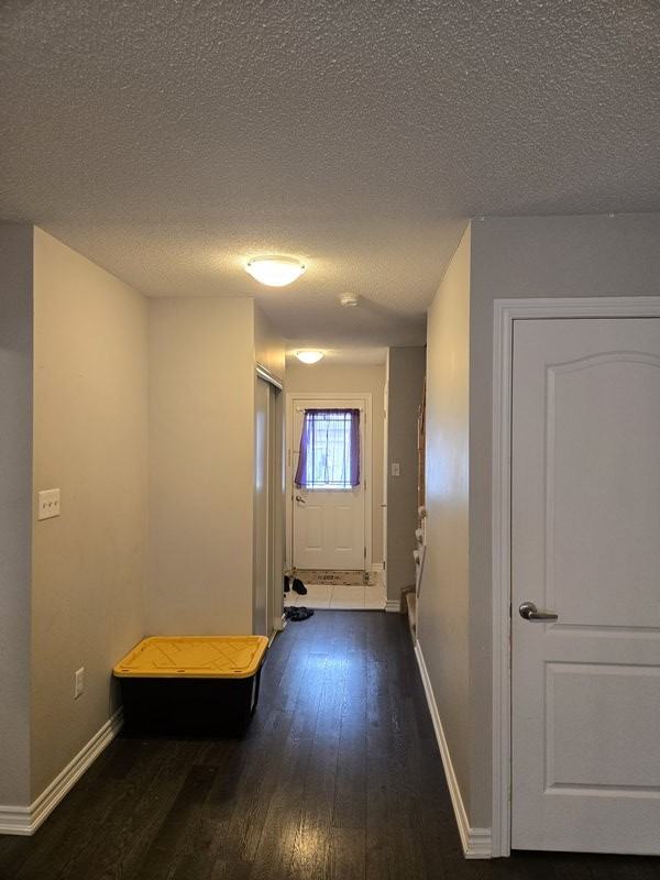 106 Sydenham Wells - Photo 2 of 17