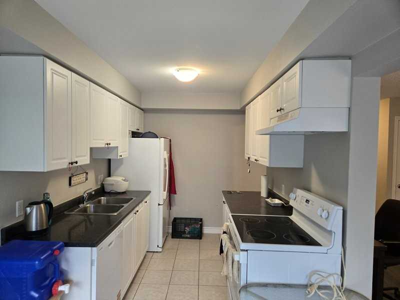 106 Sydenham Wells - Photo 3 of 17