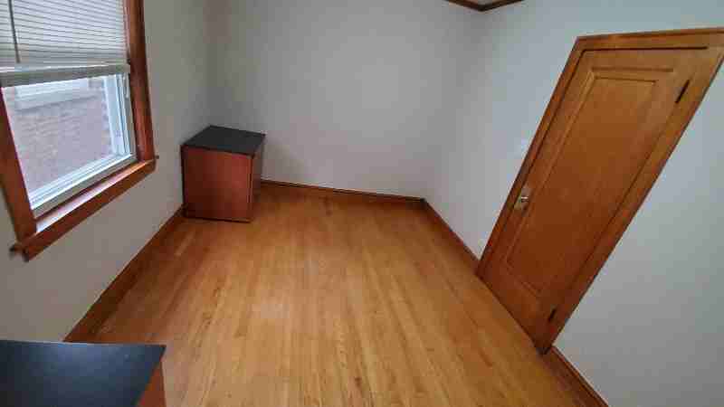 5328 W Parker Ave - Photo 4 of 15
