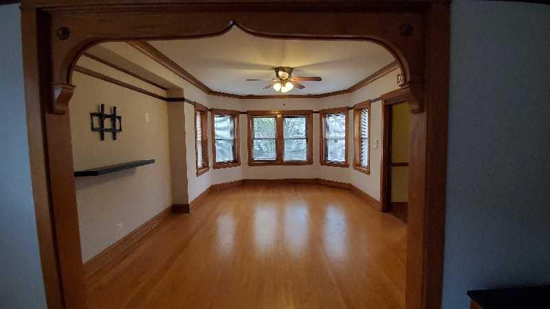 5328 W Parker Ave - Photo 5 of 15