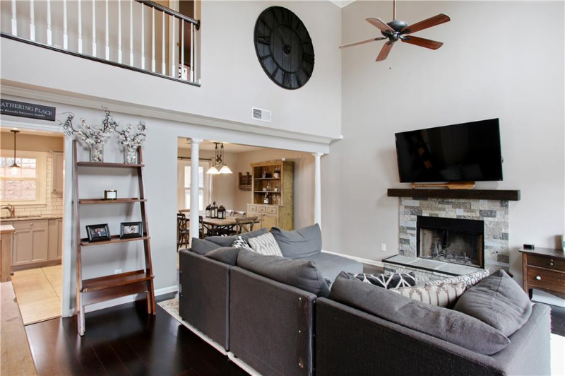 1825 Hickory Creek Ct Nw - Photo 4 of 33