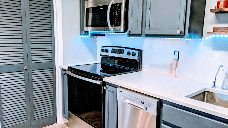 1420 Glenwood Ave - Photo 6 of 10