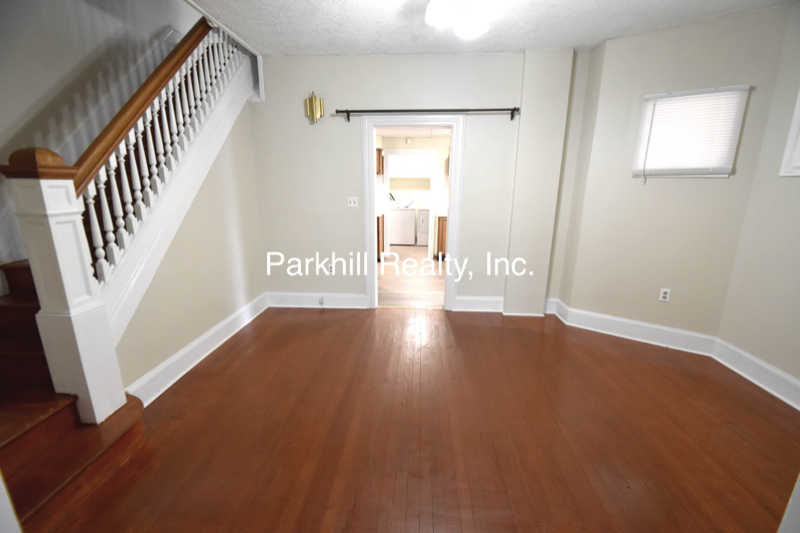 211 E Pennsylvania Ave - Photo 6 of 14