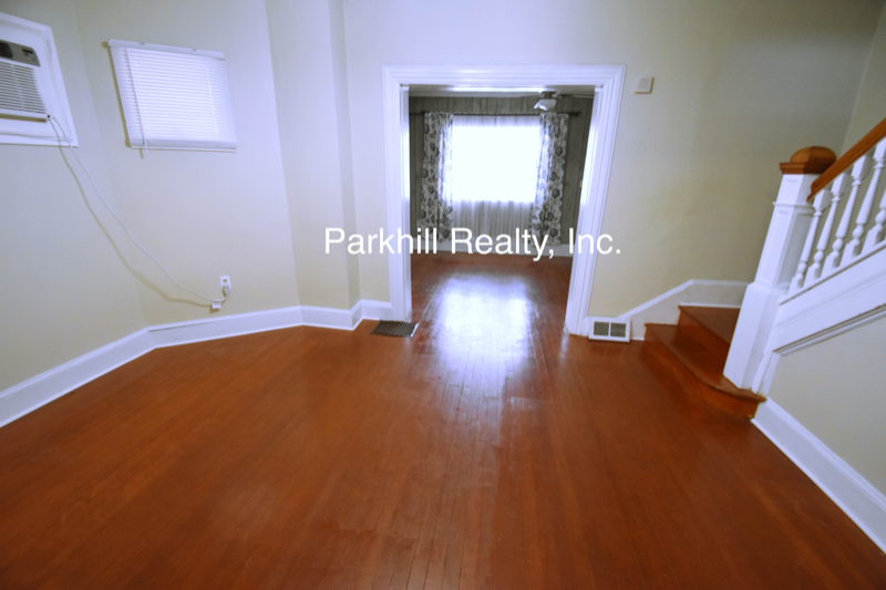 211 E Pennsylvania Ave - Photo 7 of 14