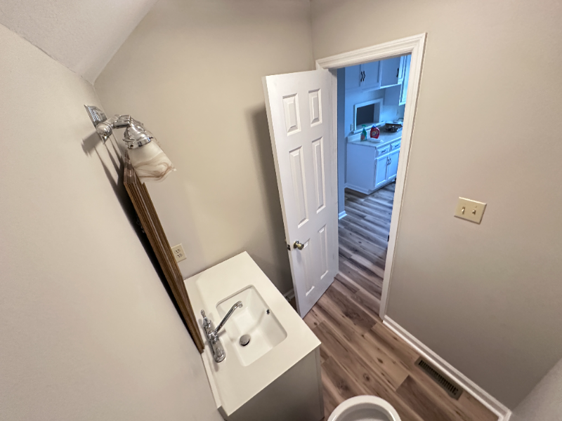2143 Greenwood Pl Sw - Photo 6 of 18