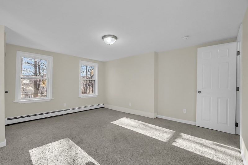 52 Mount Globe St #52 - Photo 4 of 17