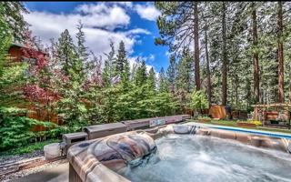 featured image of Zephyr Cove Versailles1062
