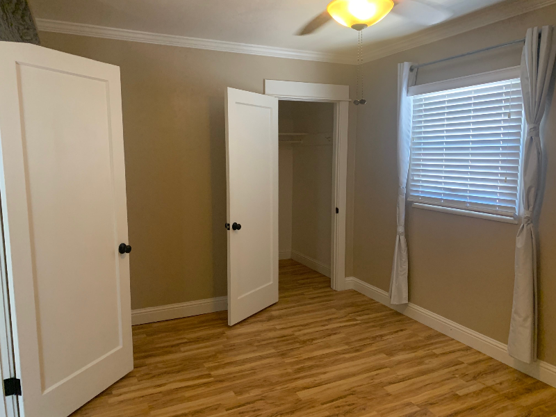 521 Gibson Rd - Photo 3 of 16