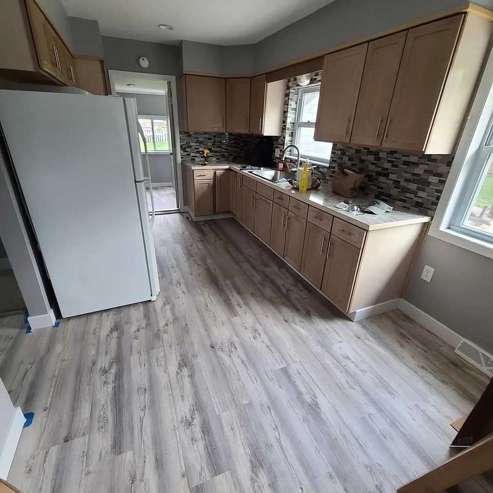 2302 Jefferson Ave - Photo 2 of 8