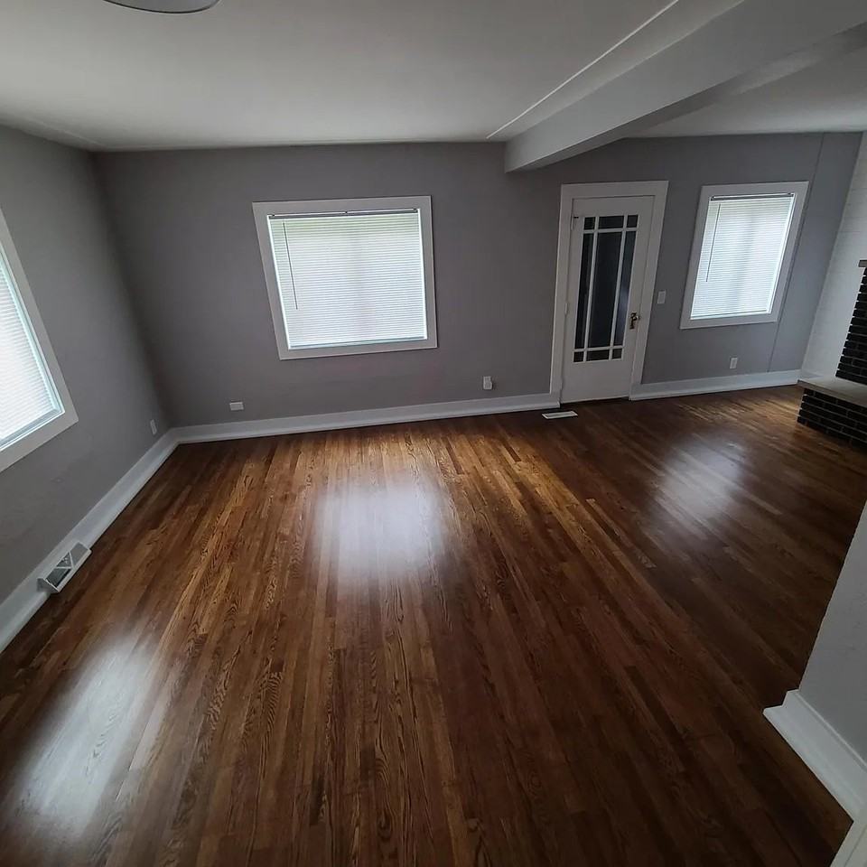 2302 Jefferson Ave - Photo 4 of 8