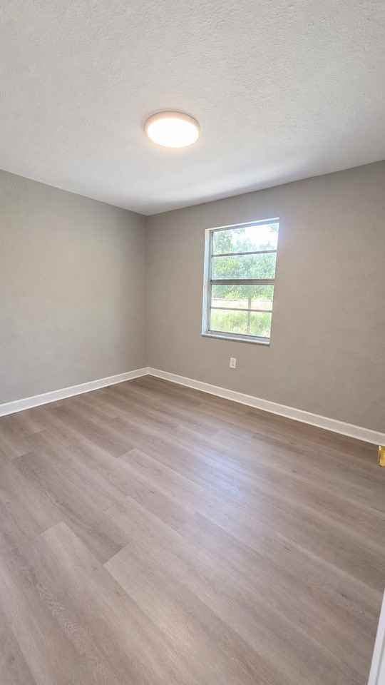 101 S Forest St #1 - Photo 4 of 11