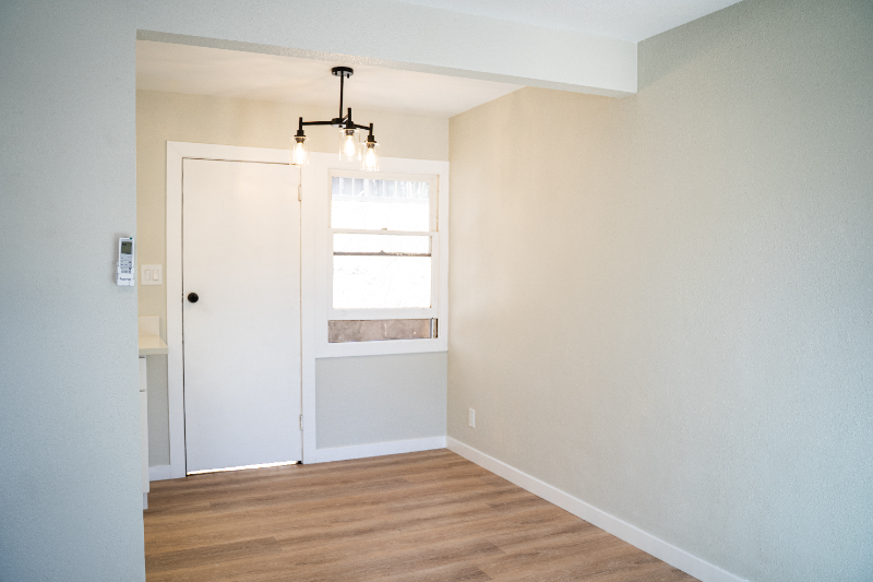 4155 Elm Ave #B - Photo 3 of 13