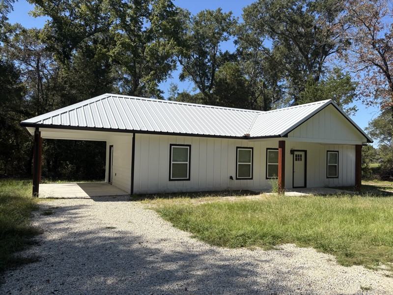 330 Spring Lake Dr - Photo 2 of 10