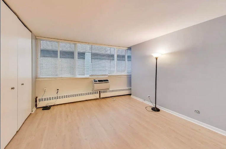 1516 Hinman Ave #211 - Photo 5 of 13