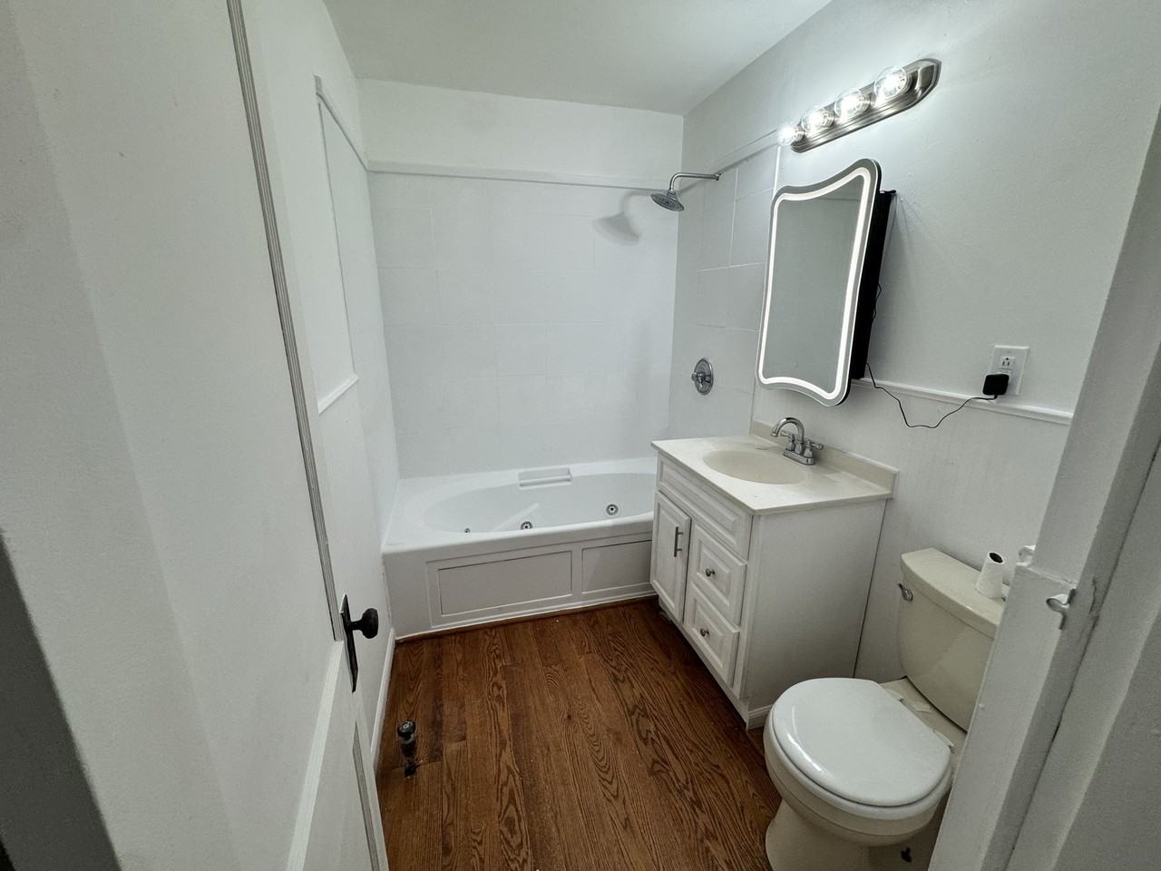 134 Woodlawn St #2 - Photo 3 of 14
