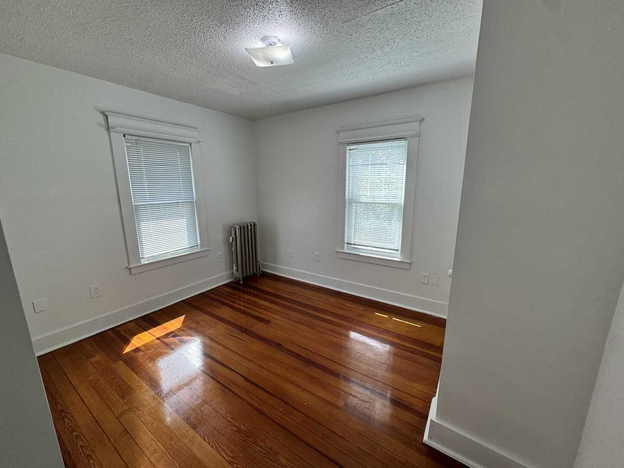134 Woodlawn St #2 - Photo 5 of 14