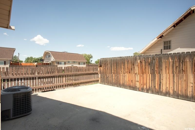 1896 W Homestead Farms Ln - Photo 6 of 8