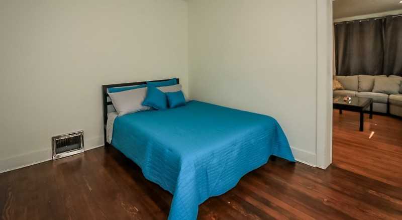 138 W Girard Ave - Photo 6 of 10