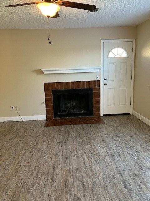 5708 Coral Cir - Photo 2 of 20