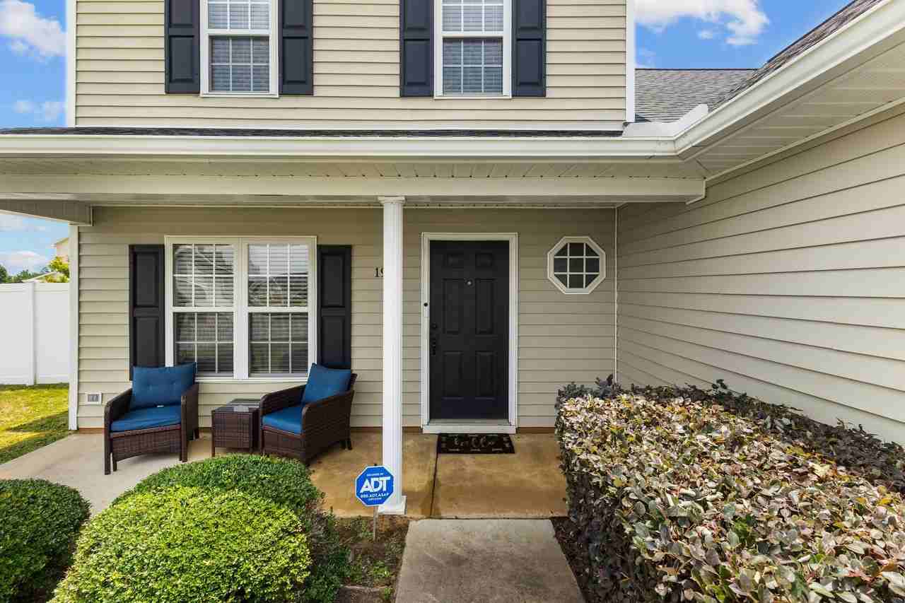 1921 Yellowbrick Rd - Photo 3 of 17